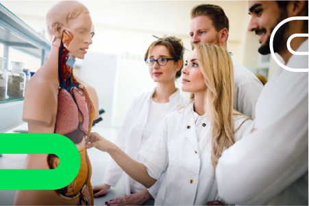 ¿Qué salidas tiene el grado superior de anatomía patológica?